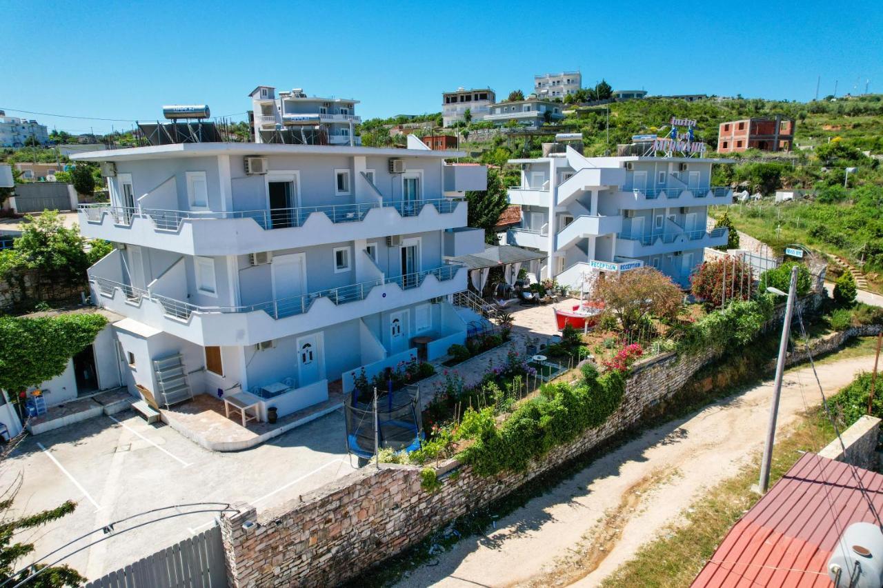 Hotel Two Mermaids كساميل المظهر الخارجي الصورة