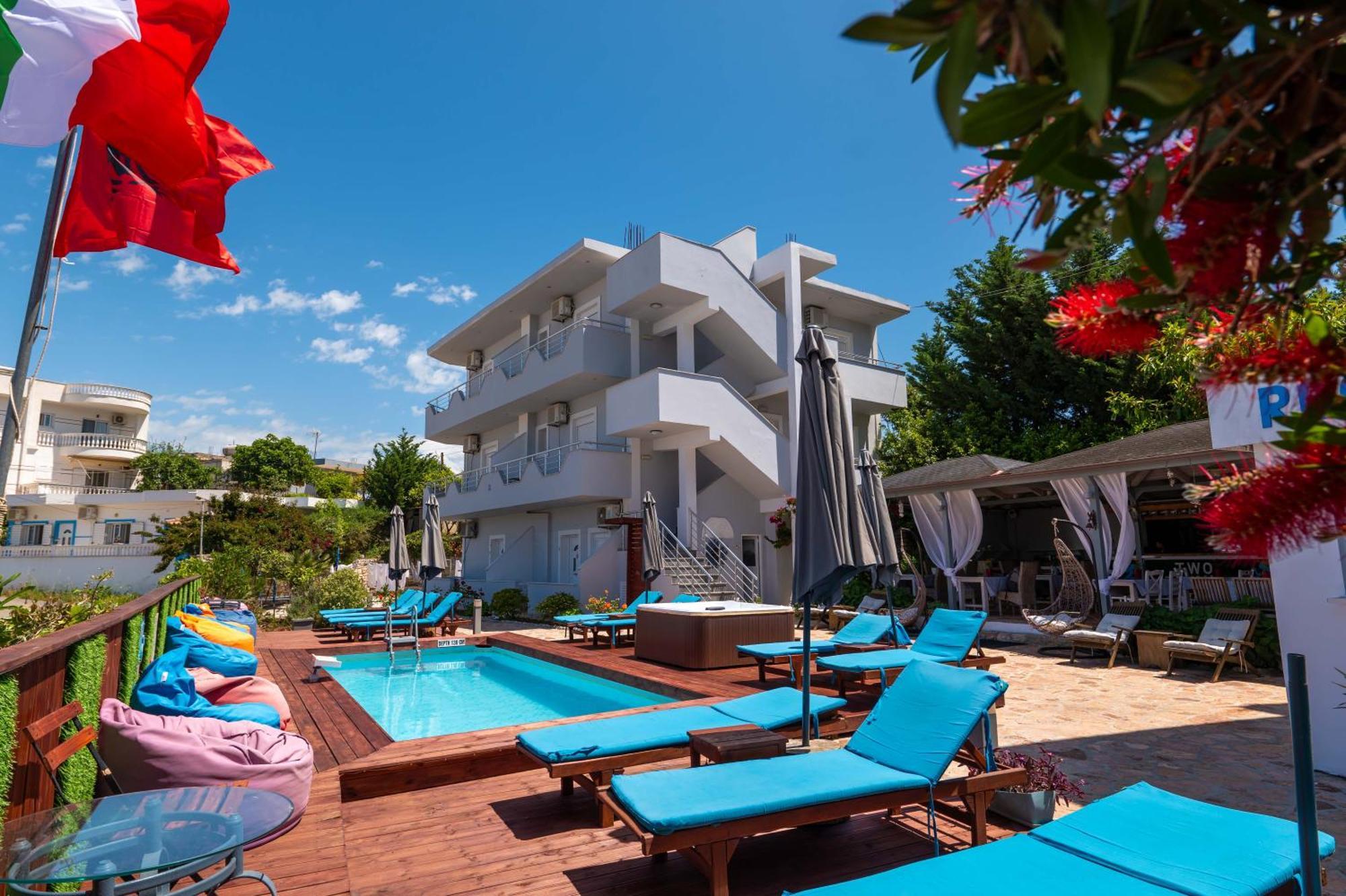 Hotel Two Mermaids كساميل المظهر الخارجي الصورة
