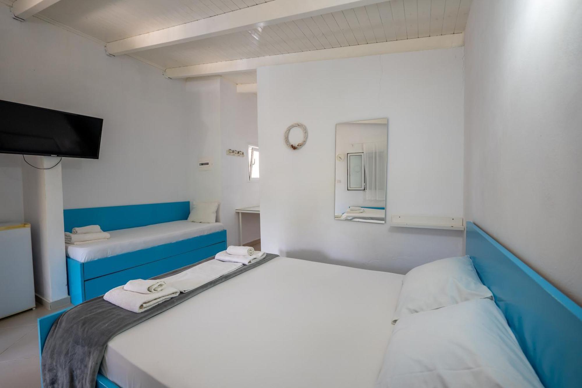 Hotel Two Mermaids كساميل المظهر الخارجي الصورة