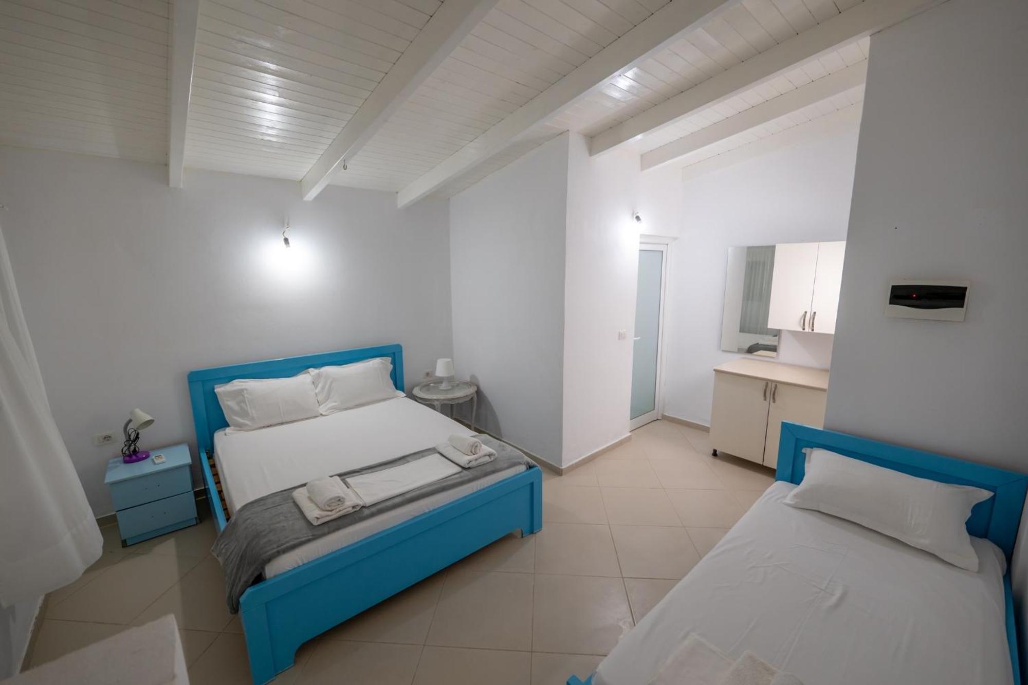 Hotel Two Mermaids كساميل المظهر الخارجي الصورة